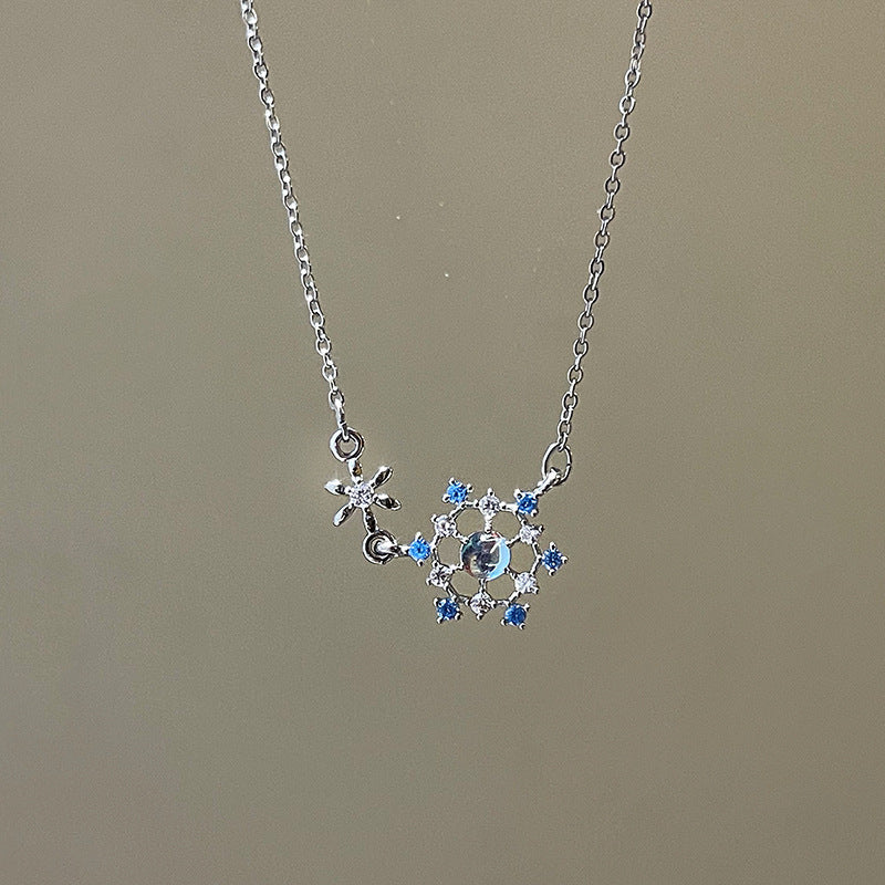Charming Piece for Any Occasion