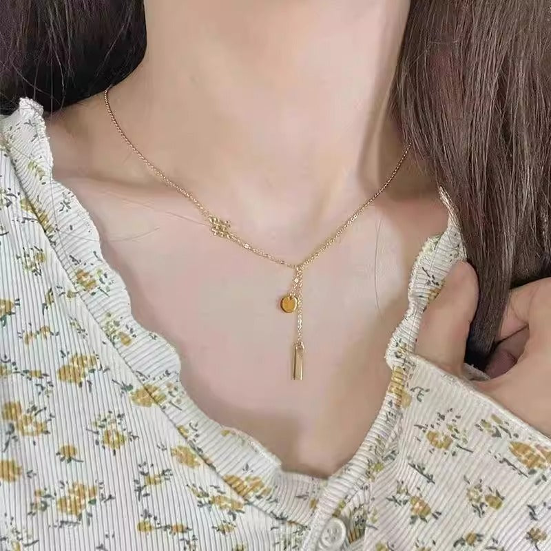 Charming Gold Necklace for Any Occasion