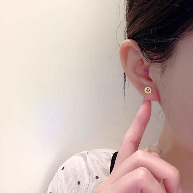 Romantic Earring for Special Moments