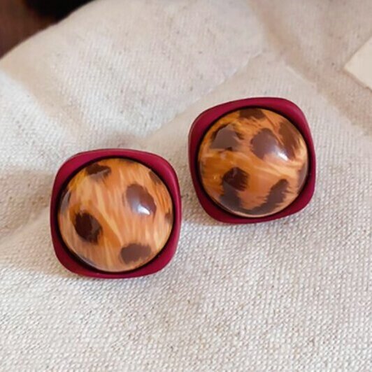Stunning Earring for Daily Wear