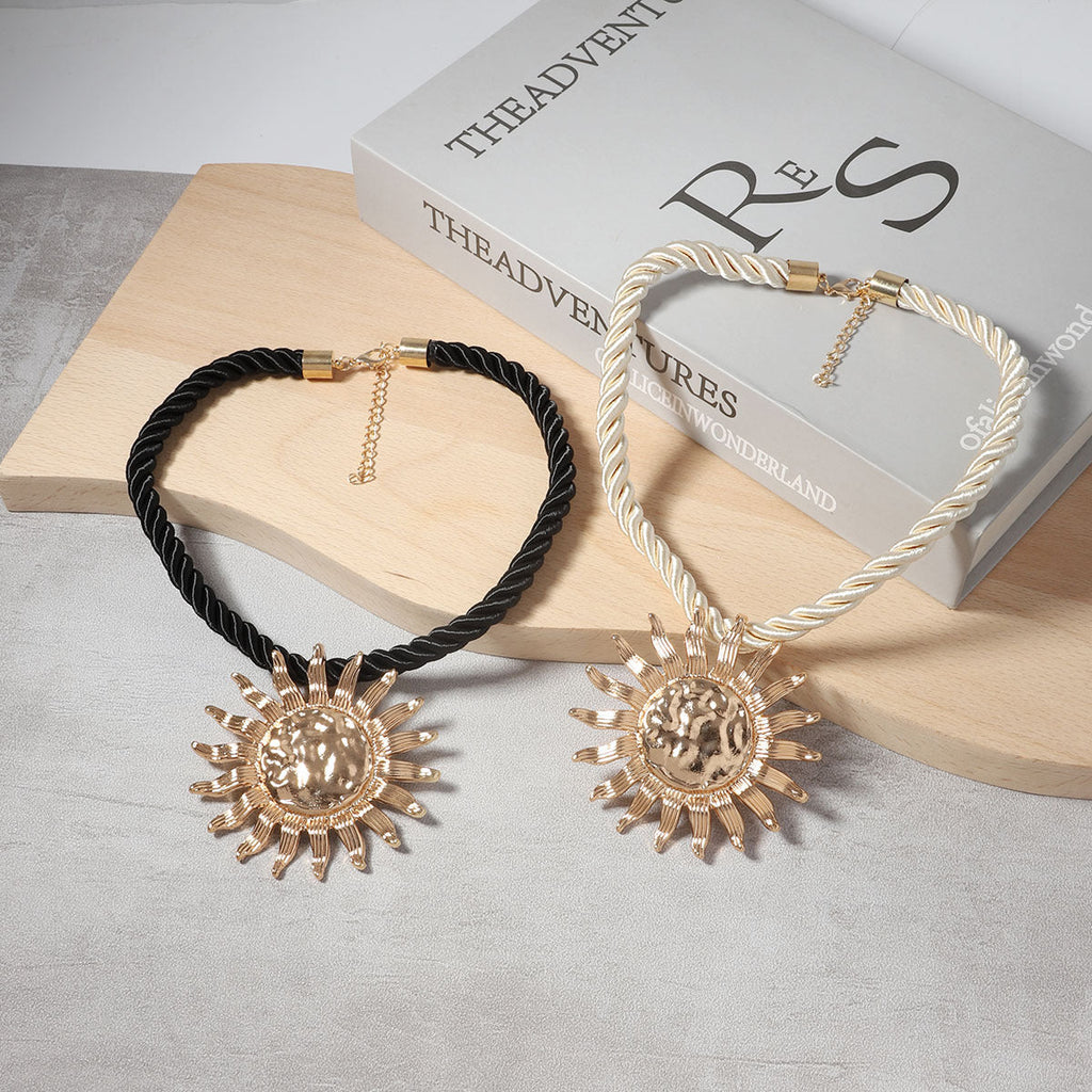 Romantic Necklace for Special Moments