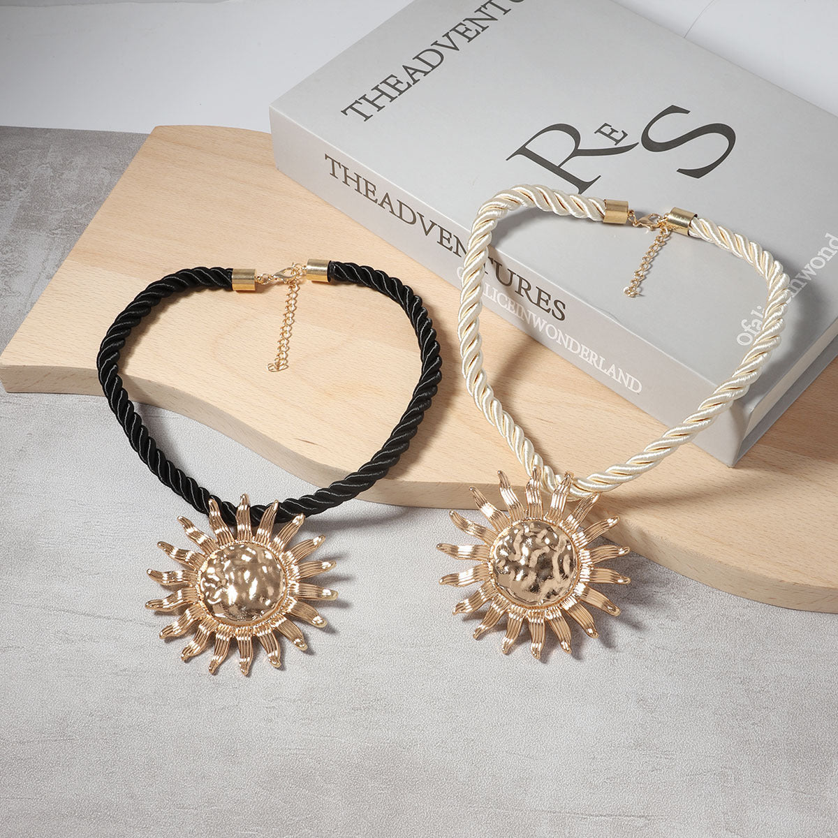 Romantic Necklace for Special Moments