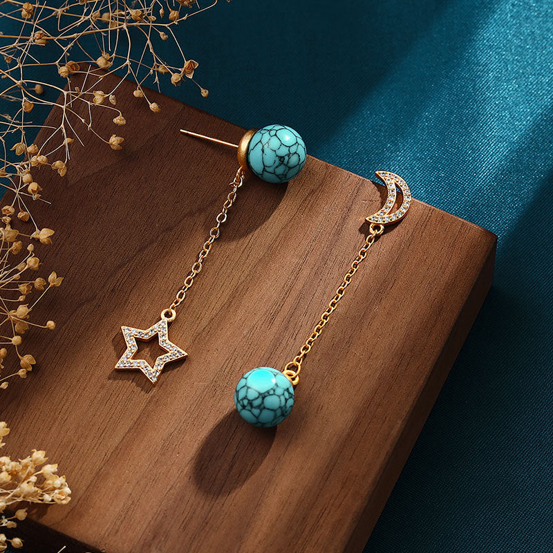 Stunning Gold Earring for Daily Wear