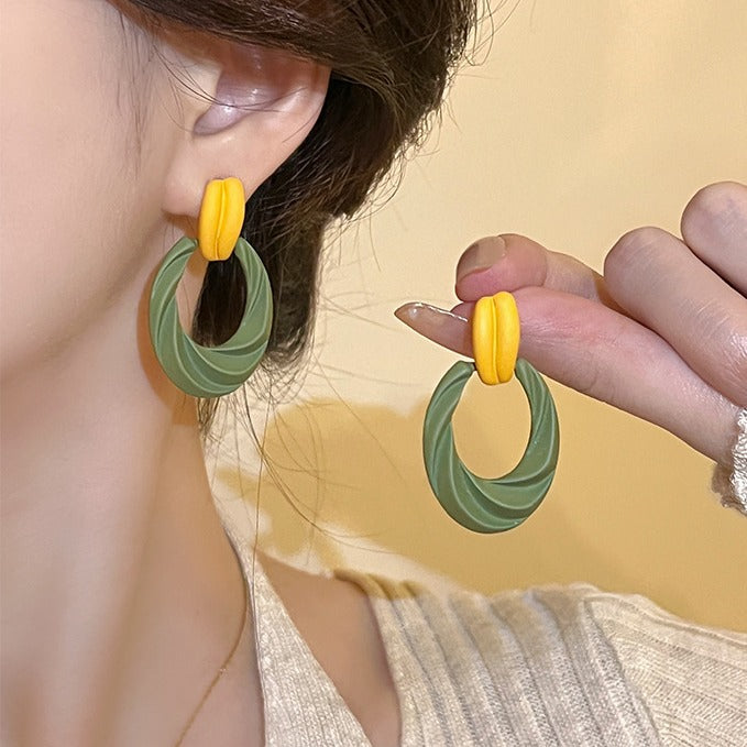 Beautiful Earring with Unique Style