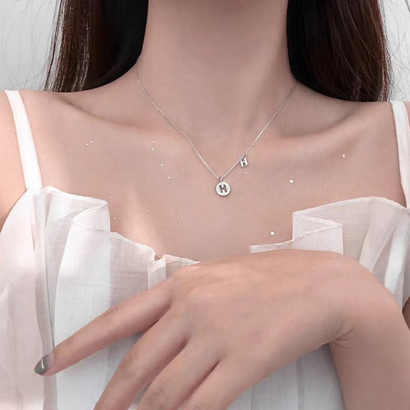 Stunning Necklace for Daily Wear