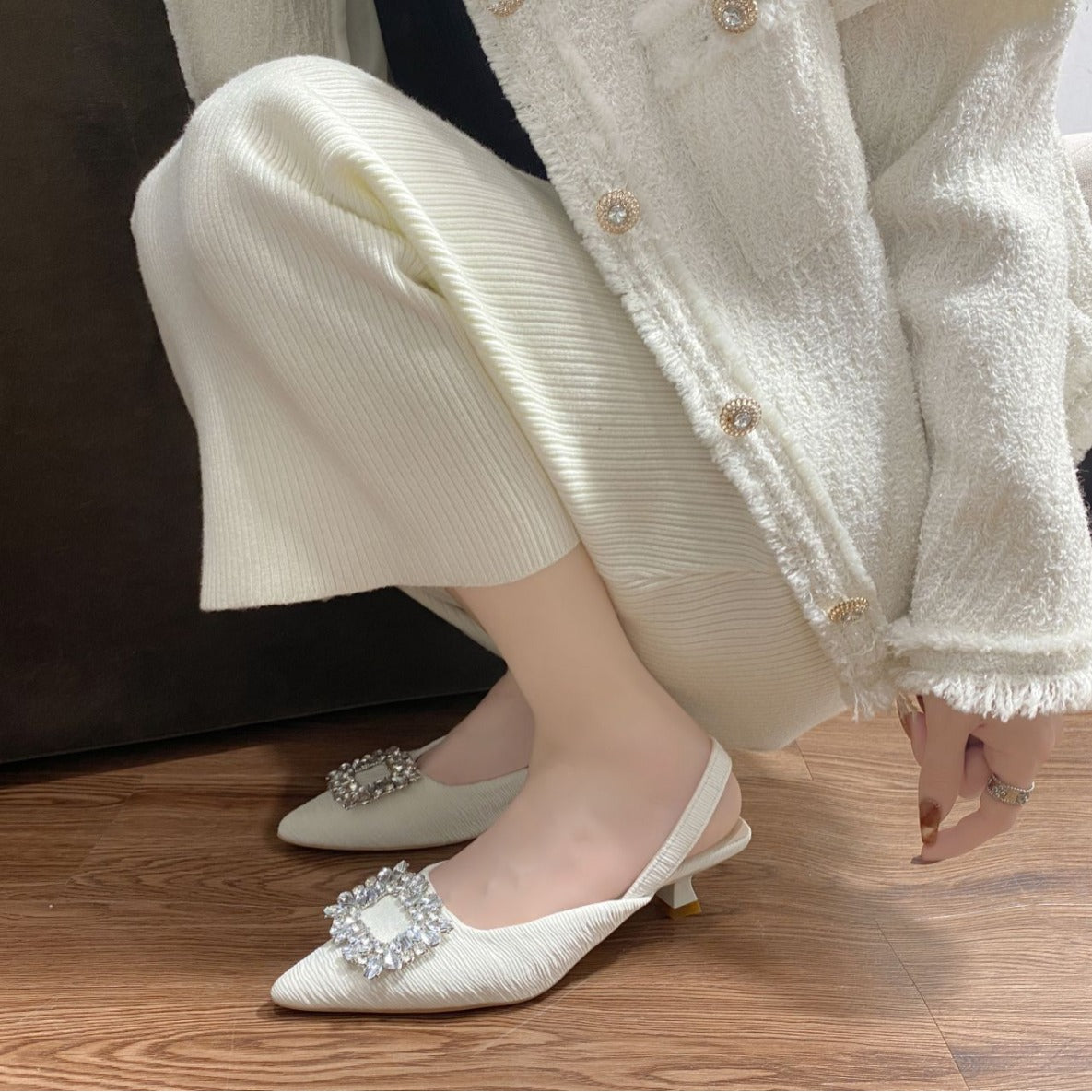 Chic Orthopedic Sandals with Unique Design