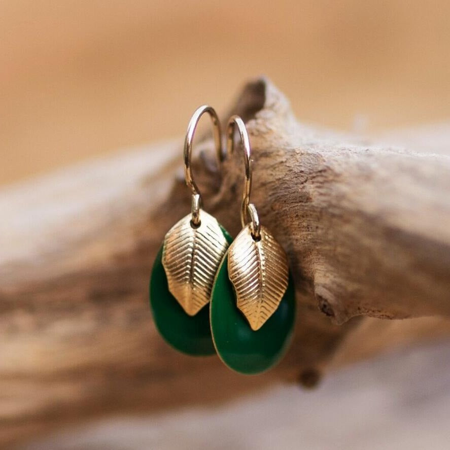 Romantic Gold Earring for Special Moments