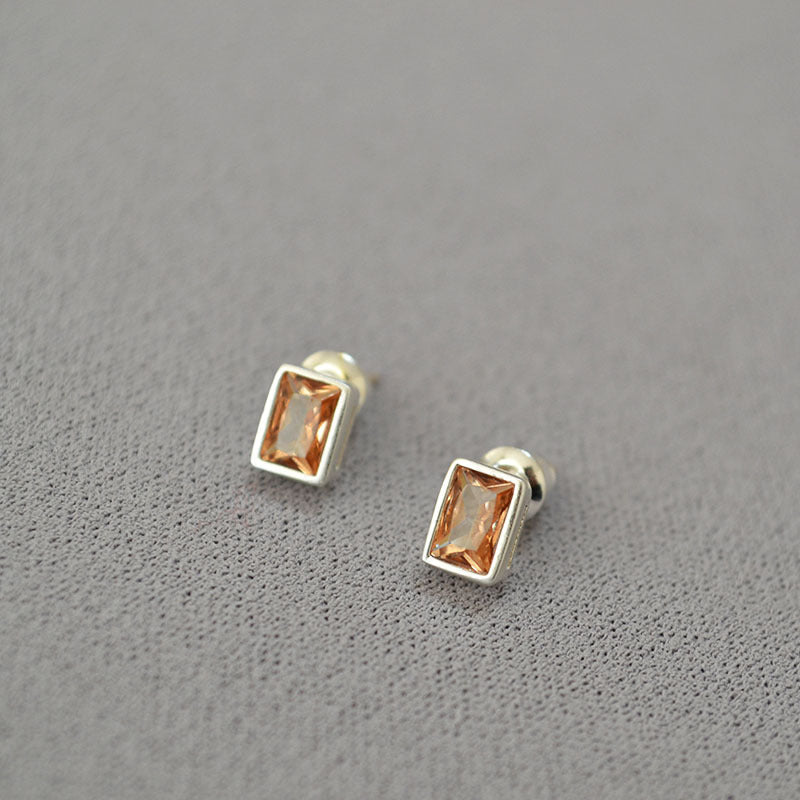 Beautiful Silver Earring with Unique Style