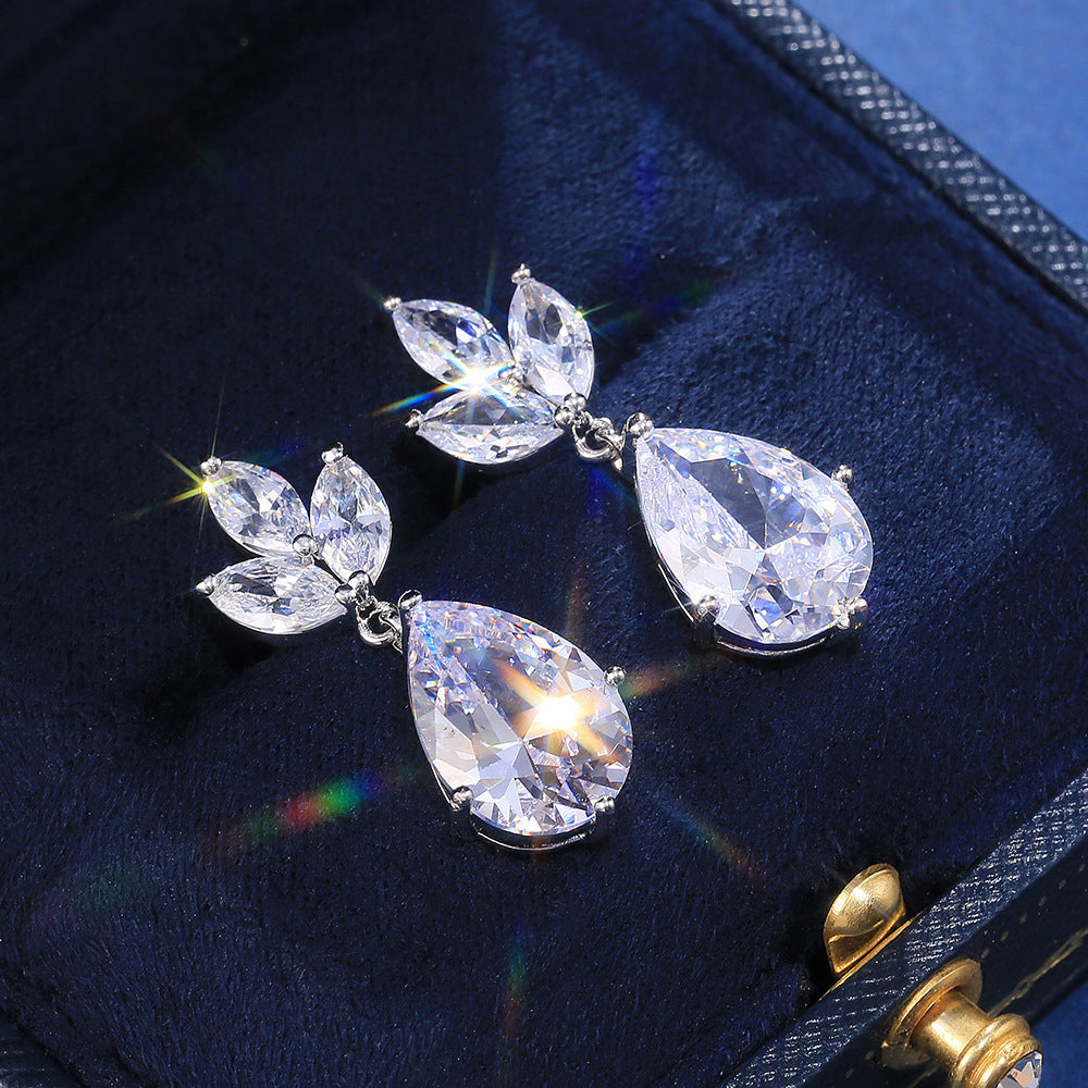 Charming Piece for Any Occasion