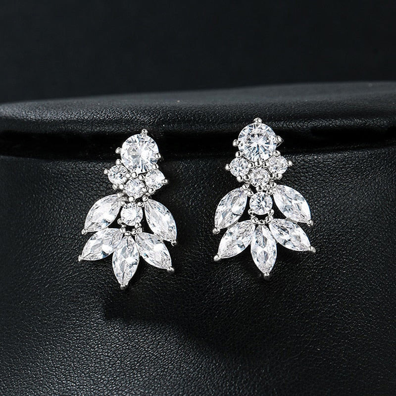 Romantic Earring for Special Moments