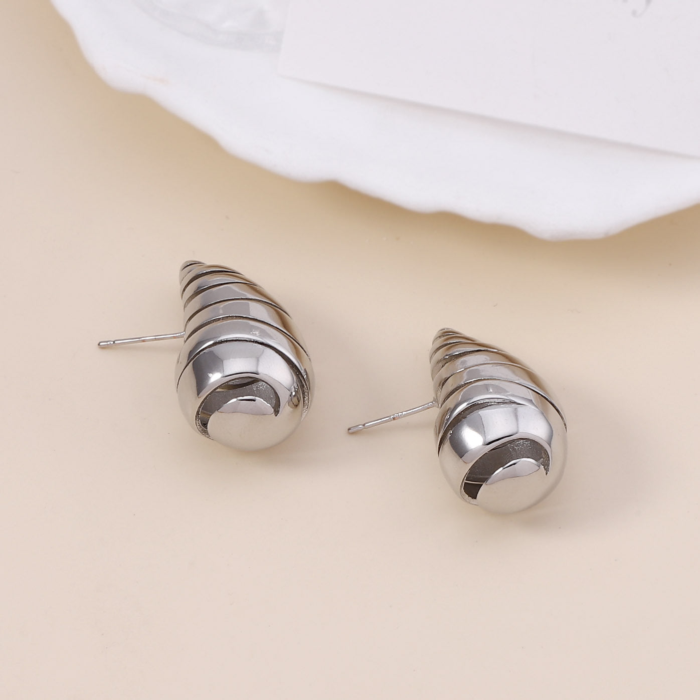 Romantic Earring for Special Moments