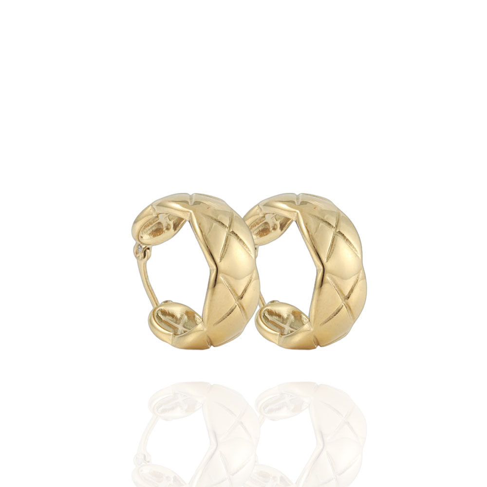Elegant Gold Earring for Every Occasion