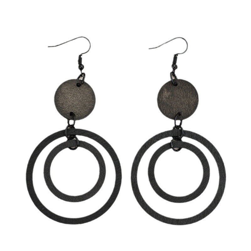 Charming Earring for Any Occasion