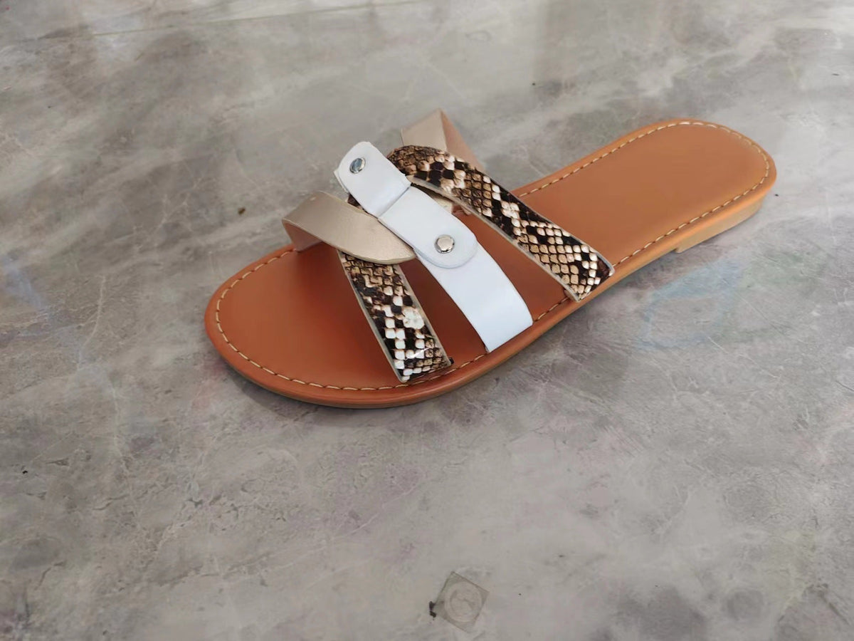 Chic Orthopedic Sandals with Unique Design