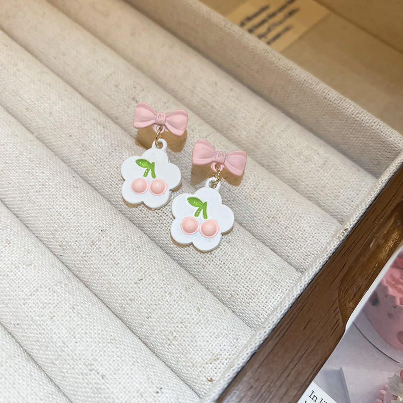 Romantic Earring for Special Moments