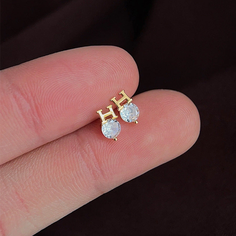Stunning Earring for Daily Wear