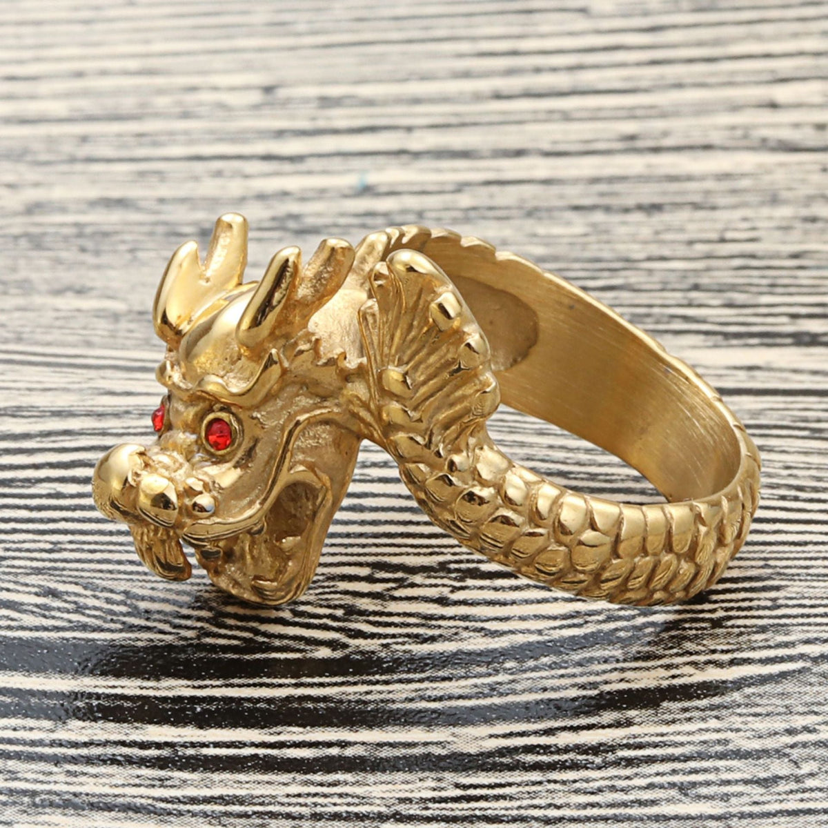 Elegant Ring for Every Occasion