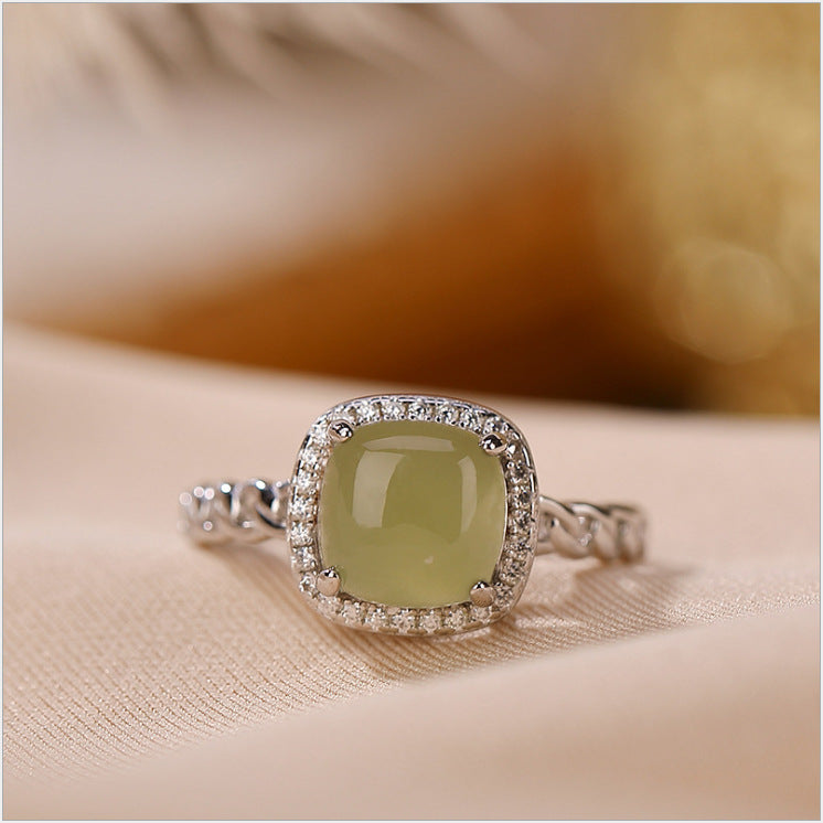 Beautiful Silver Bracelet with Unique Style