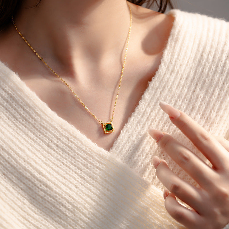 Classic Necklace with Timeless Appeal