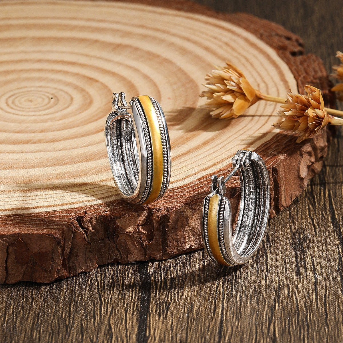 Charming Earring for Any Occasion