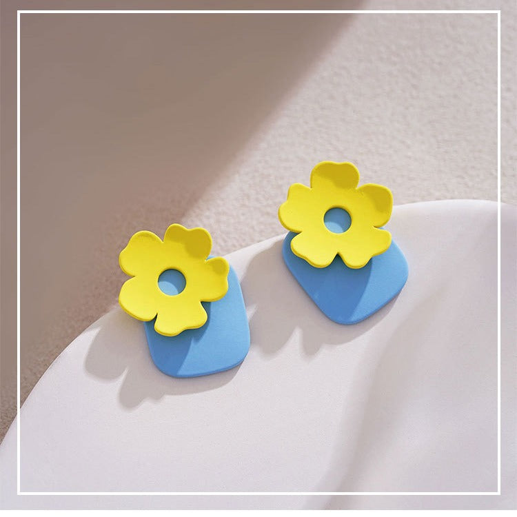 Vintage Handmade Earring