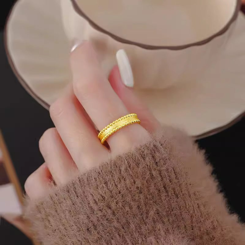Romantic Gold Ring for Special Moments