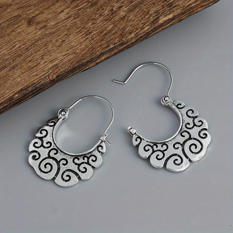 Charming Earring for Any Occasion