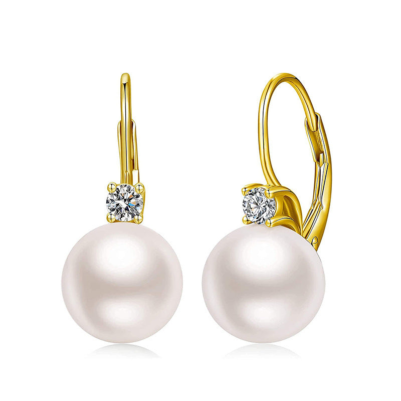 Romantic Pearl Earring for Special Moments