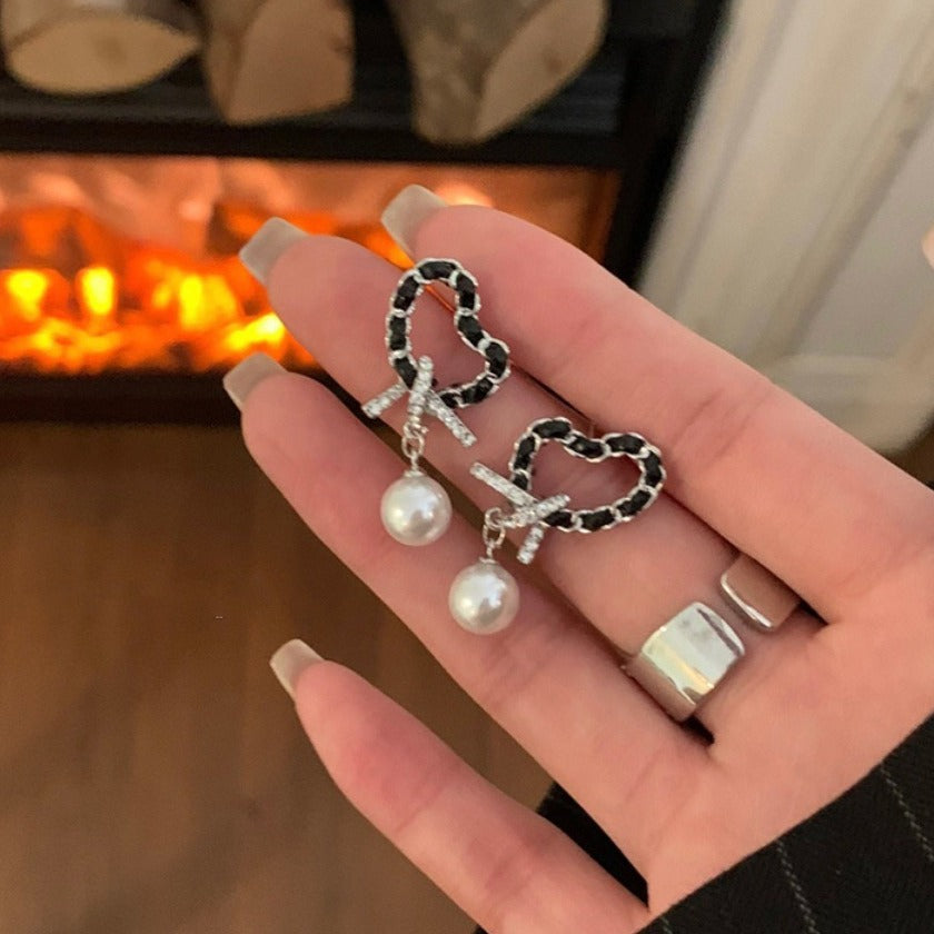 Charming Pearl Earring for Any Occasion