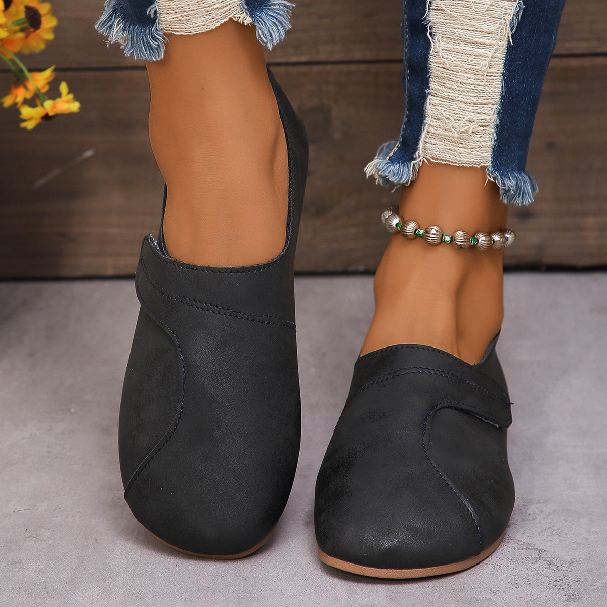 Chic Orthopedic Shoes with Unique Design