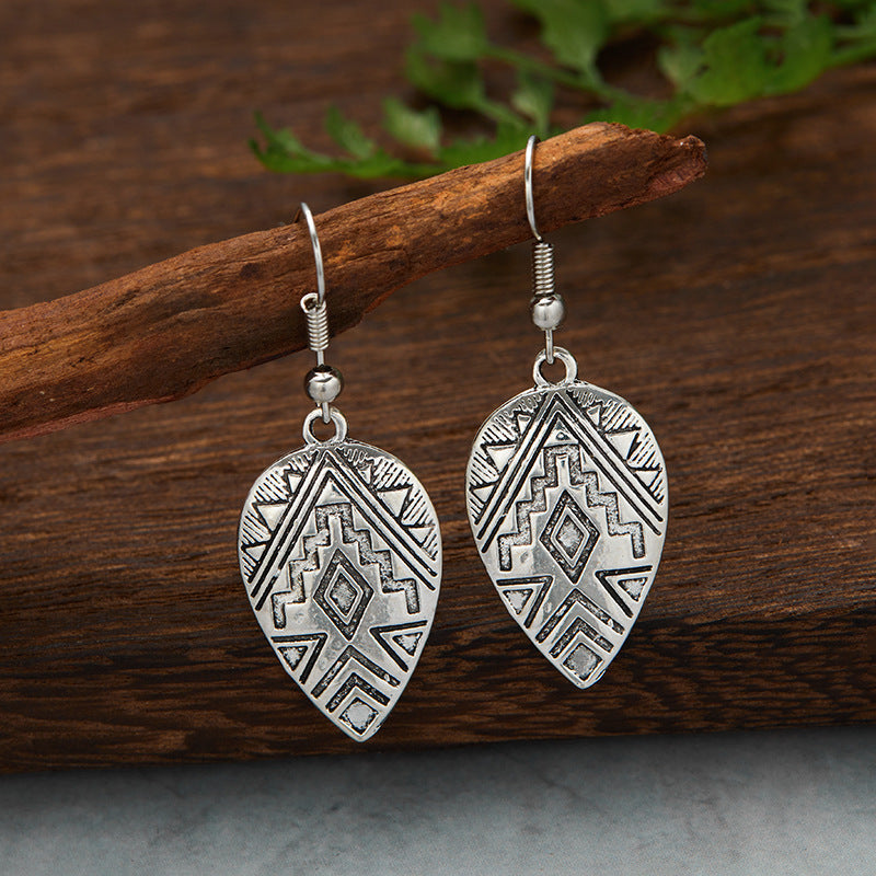 Charming Earring for Any Occasion