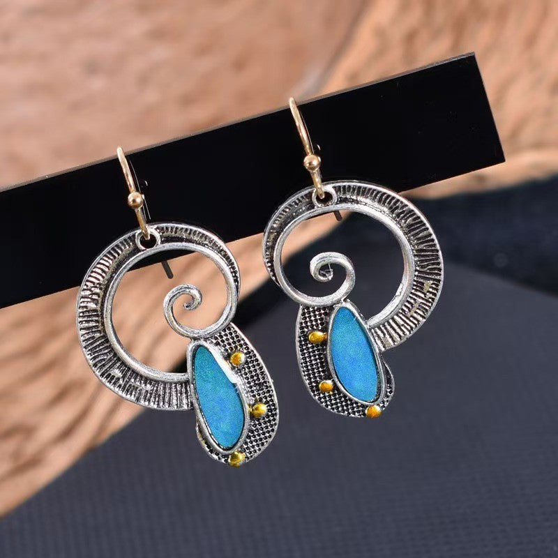 Vintage Handmade Earring