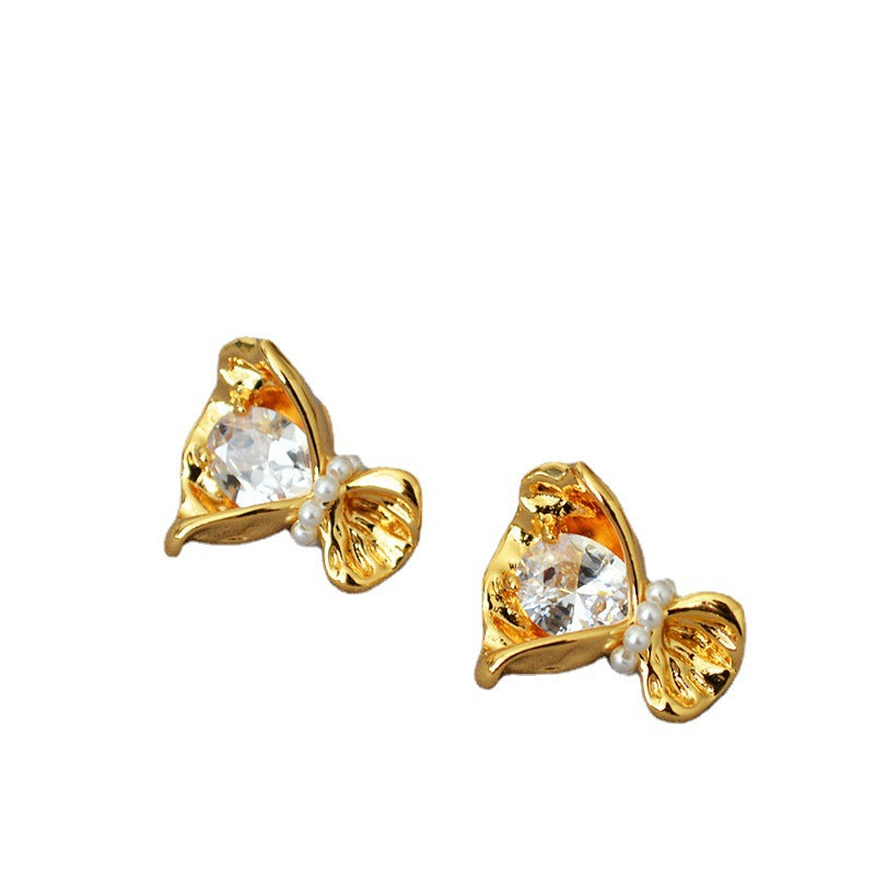 Delicate Artisan Gold Earring