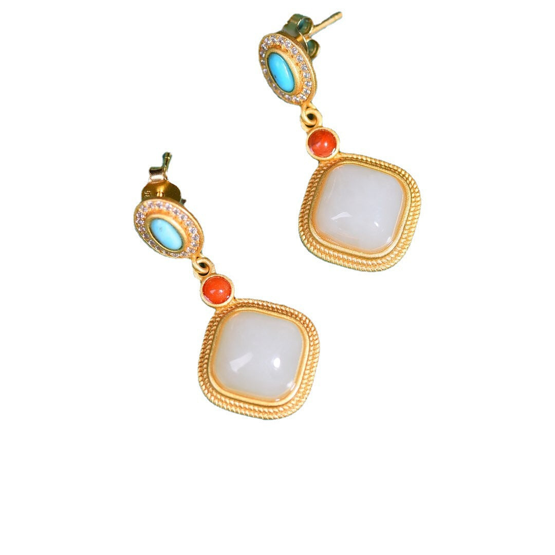 Elegant Silver Earring for Every Occasion