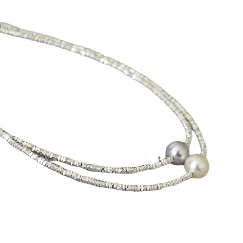 Classic Silver Necklace with Timeless Appeal