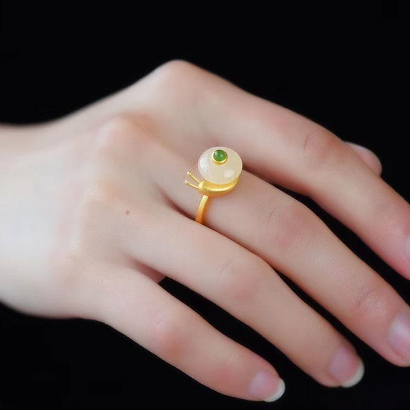 Romantic Gold Ring for Special Moments