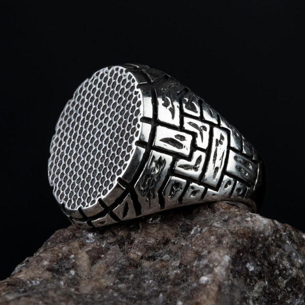 Beautiful Silver Ring with Unique Style