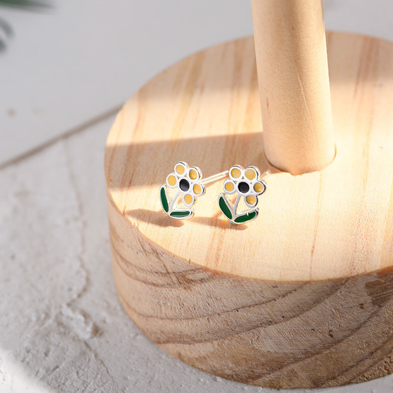 Stunning Earring for Daily Wear