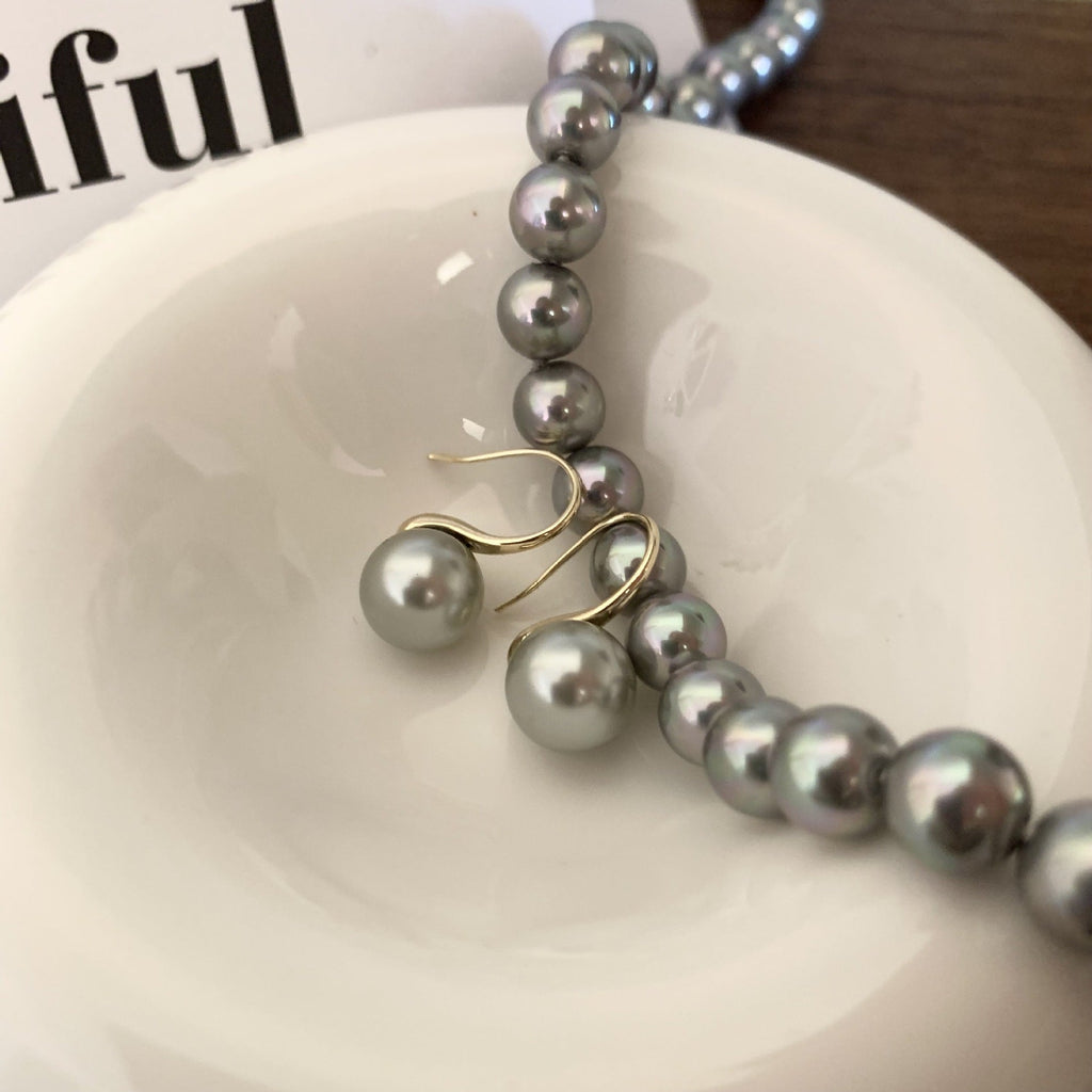 Romantic Pearl Earring for Special Moments