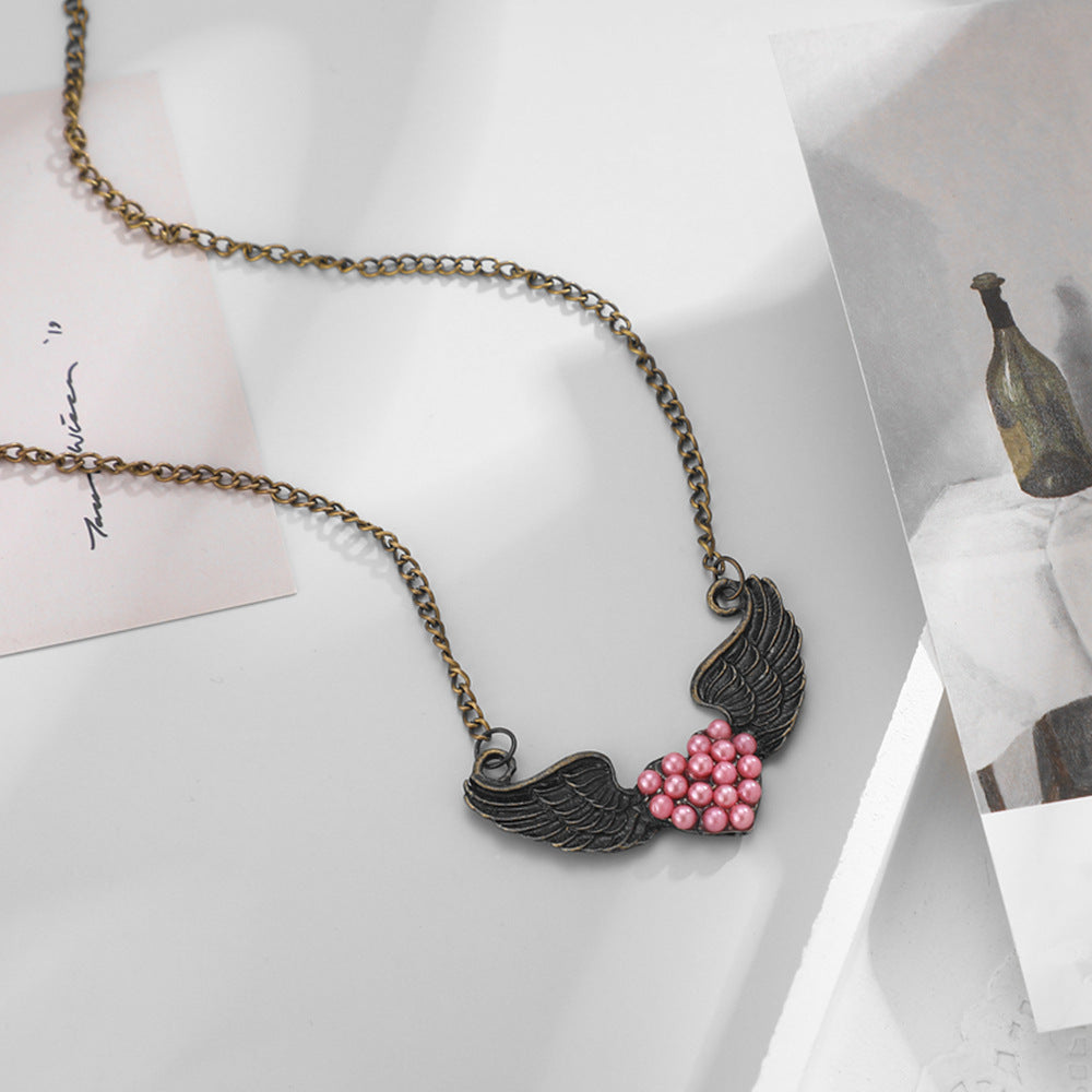 Romantic Pearl Necklace for Special Moments