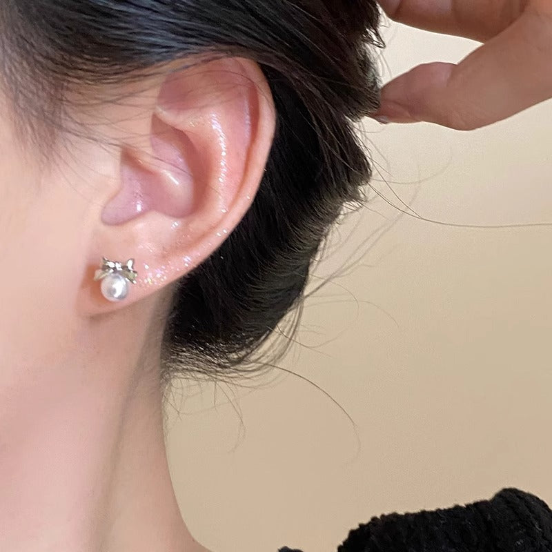 Romantic Pearl Earring for Special Moments