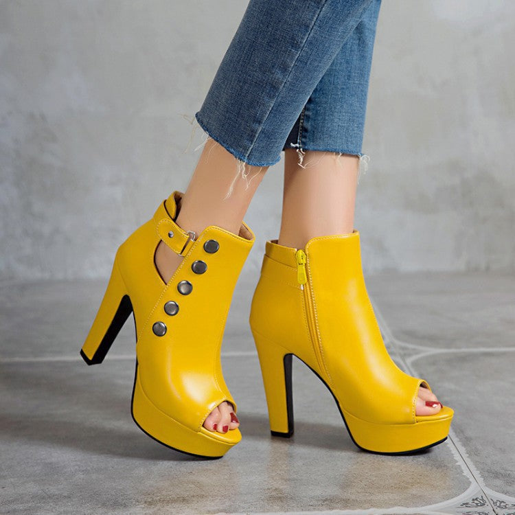 Beautifully Crafted Orthopedic Sandals
