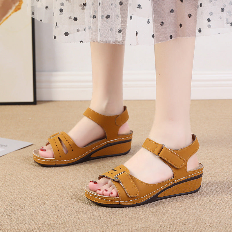 Graceful Orthopedic Sandals for Modern Look