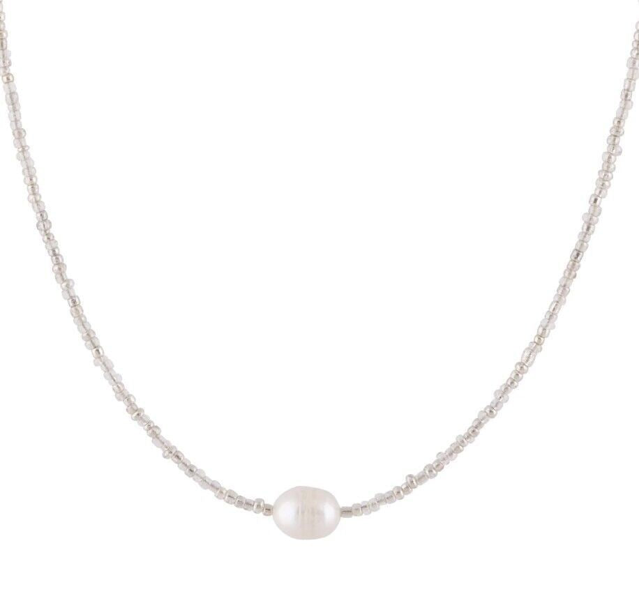 Romantic Pearl Necklace for Special Moments