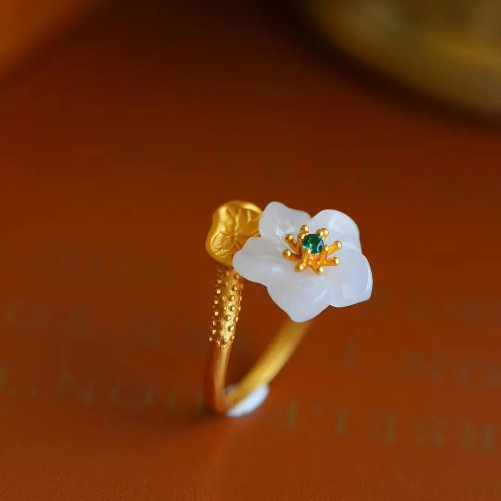 Stunning Gold Ring for Daily Wear