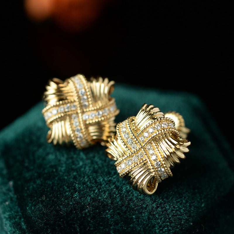 Classic Earring with Timeless Appeal