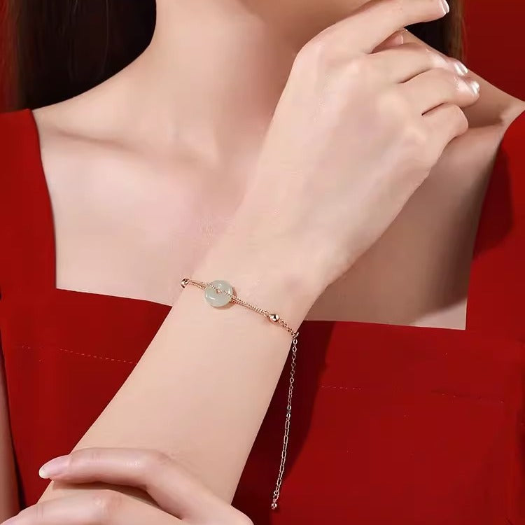 Romantic Silver Bracelet for Special Moments
