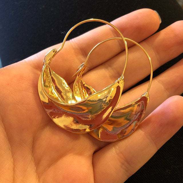 Stunning Gold Earring for Daily Wear