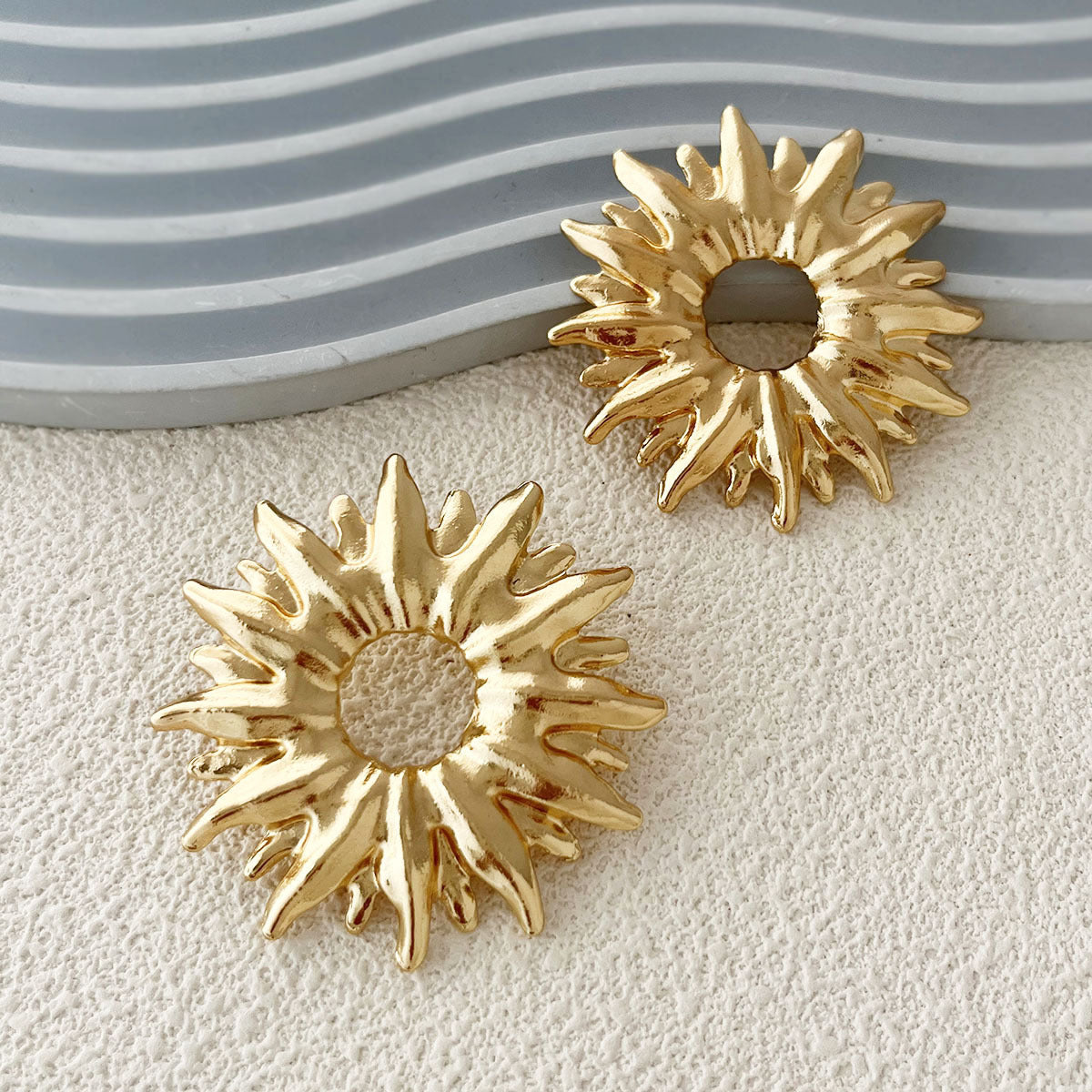 Classic Earring with Timeless Appeal