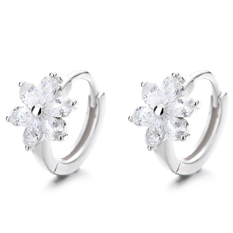 Charming Earring for Any Occasion